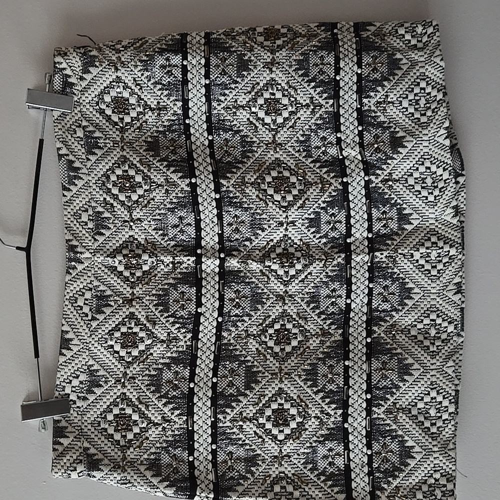 Embellished skirt